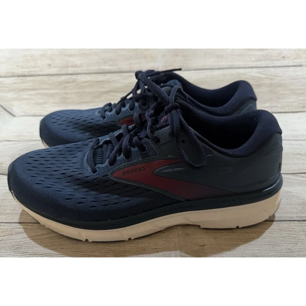 Womens Brooks DYAD 11 Navy Blue Beet Root Athletic Running Shoes Sz 10.5 Wide
